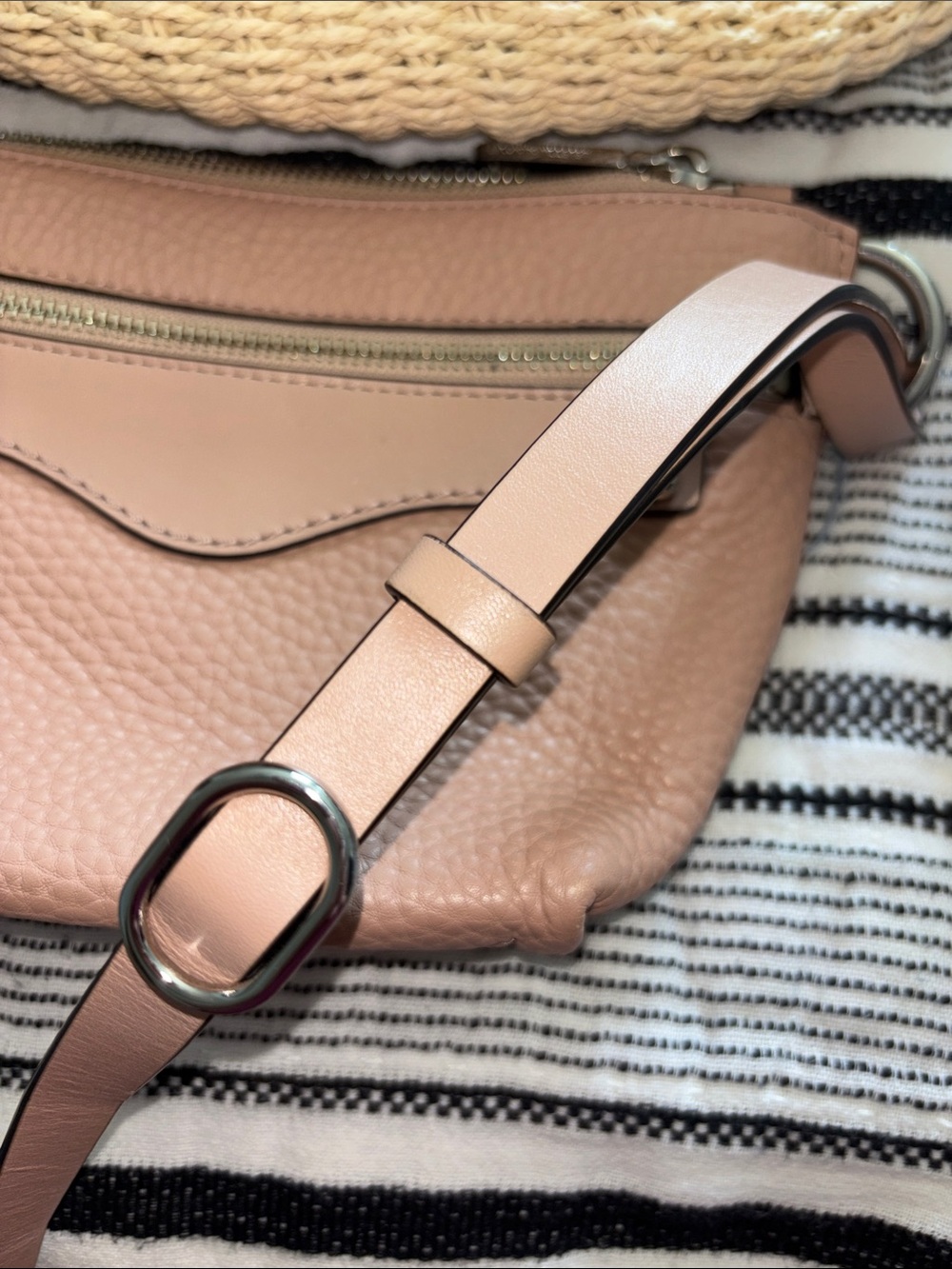 Rebecca Minkoff Blush Pink Pebbled Leather Crossbody belt bag - Picture 4 of 4